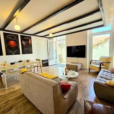 L'artiste-coeur De Ville-clim Apartment